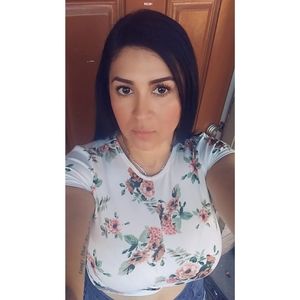 Meet your Posher, Eva